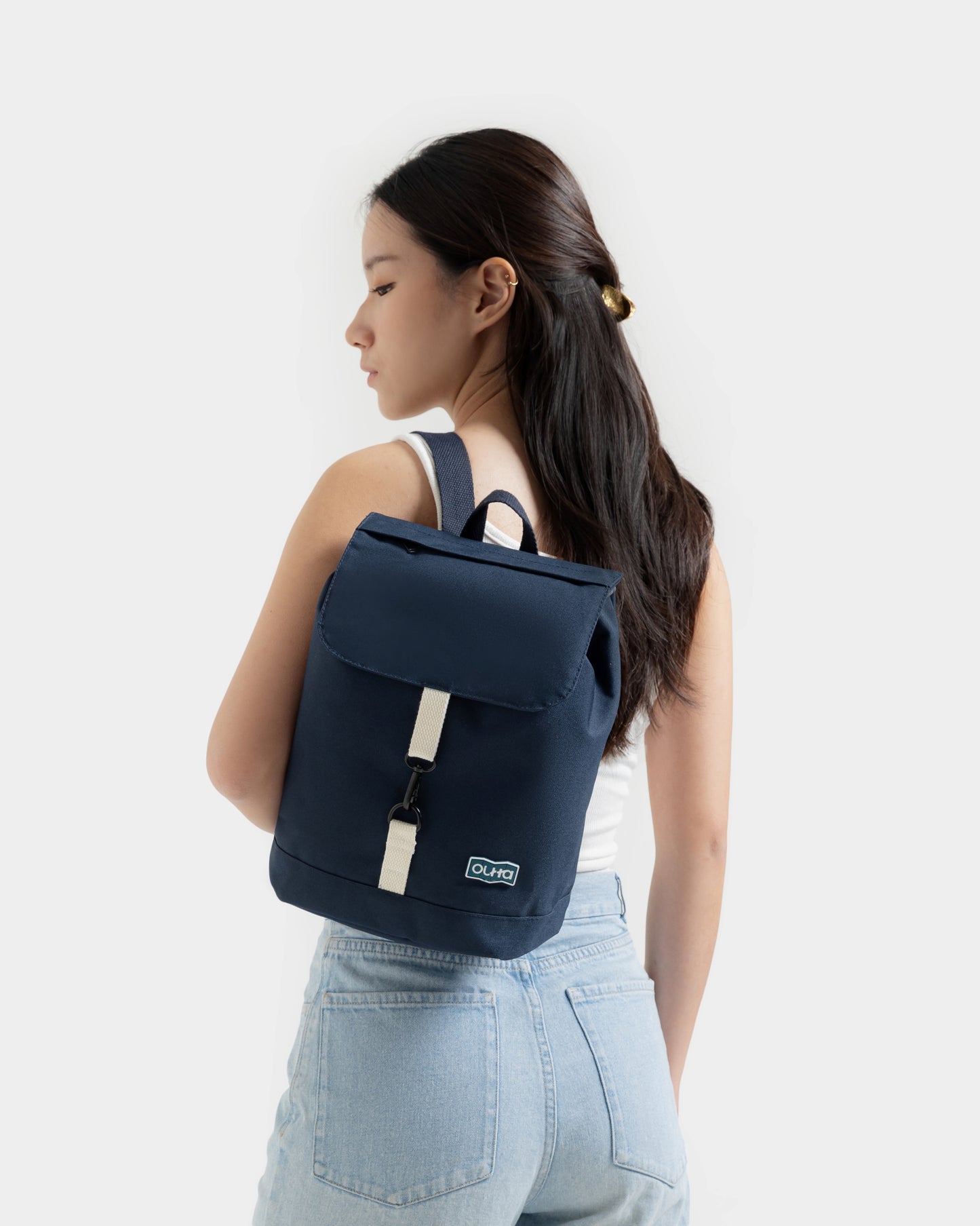 Navy blue backpack (Navy)